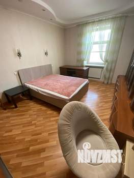 3-к квартира, вторичка, 108м2, 2/5 этаж