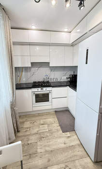 2-к квартира, вторичка, 43м2, 8/9 этаж