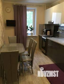3-к квартира, вторичка, 66м2, 2/10 этаж