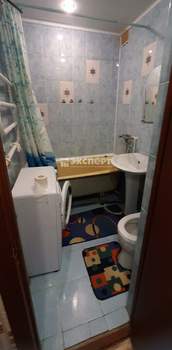 2-к квартира, вторичка, 43м2, 1/5 этаж