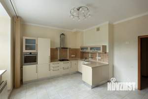 2-к квартира, вторичка, 111м2, 2/8 этаж