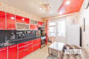 3-к квартира, вторичка, 68м2, 8/10 этаж