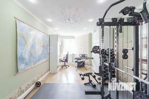 4-к квартира, вторичка, 141м2, 4/5 этаж