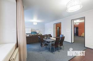 2-к квартира, вторичка, 130м2, 2/9 этаж