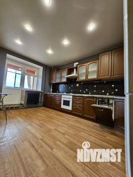 3-к квартира, вторичка, 104м2, 9/10 этаж