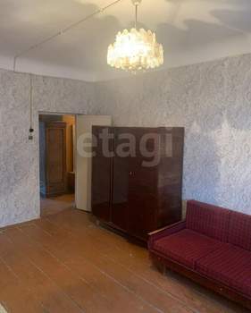 2-к квартира, вторичка, 52м2, 1/4 этаж