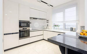 2-к квартира, вторичка, 60м2, 14/23 этаж