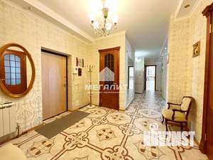 3-к квартира, вторичка, 124м2, 1/10 этаж