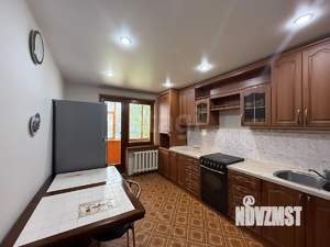 4-к квартира, вторичка, 108м2, 1/6 этаж