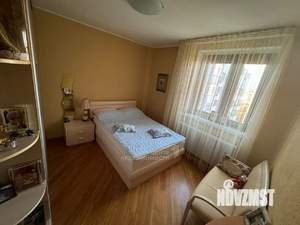 4-к квартира, вторичка, 130м2, 8/9 этаж