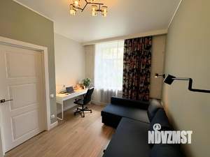 3-к квартира, вторичка, 71м2, 1/6 этаж