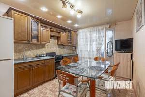 3-к квартира, вторичка, 74м2, 1/10 этаж
