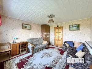 4-к квартира, вторичка, 113м2, 9/9 этаж