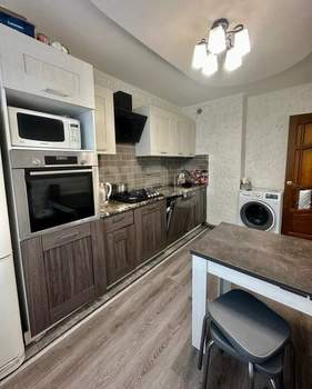 2-к квартира, вторичка, 50м2, 9/9 этаж