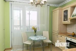 2-к квартира, вторичка, 61м2, 13/18 этаж