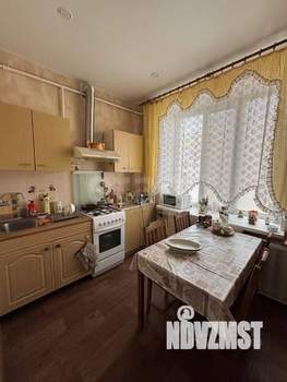 3-к квартира, вторичка, 77м2, 5/5 этаж