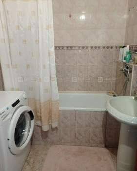 4-к квартира, вторичка, 93м2, 9/10 этаж