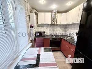 2-к квартира, вторичка, 44м2, 1/5 этаж