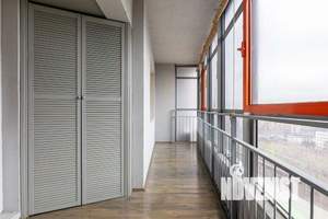 2-к квартира, вторичка, 68м2, 13/16 этаж