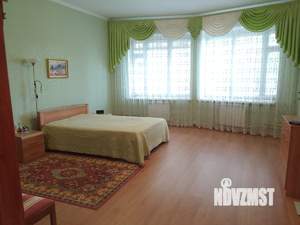2-к квартира, вторичка, 110м2, 1/5 этаж