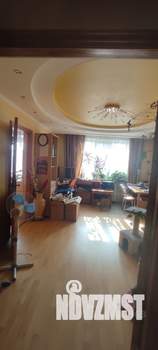 4-к квартира, вторичка, 84м2, 8/10 этаж