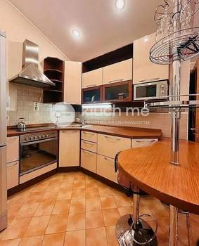 3-к квартира, вторичка, 94м2, 6/6 этаж