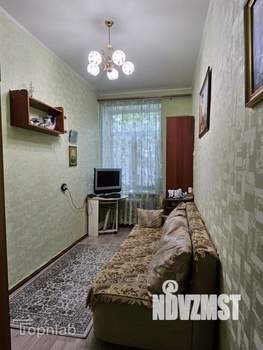 2-к квартира, вторичка, 42м2, 1/5 этаж