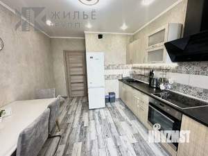 2-к квартира, вторичка, 62м2, 8/18 этаж