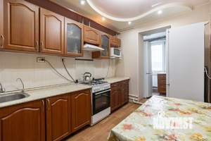 3-к квартира, вторичка, 72м2, 2/10 этаж