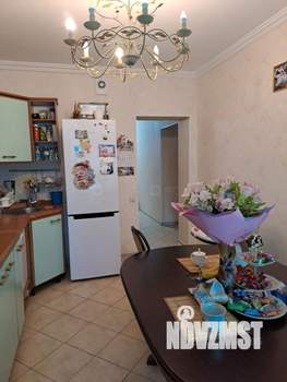 2-к квартира, вторичка, 67м2, 1/6 этаж