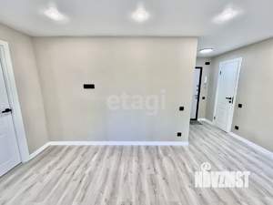 2-к квартира, вторичка, 38м2, 1/5 этаж
