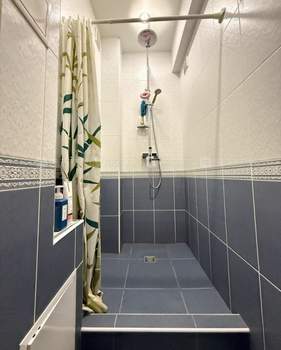 2-к квартира, вторичка, 65м2, 1/9 этаж