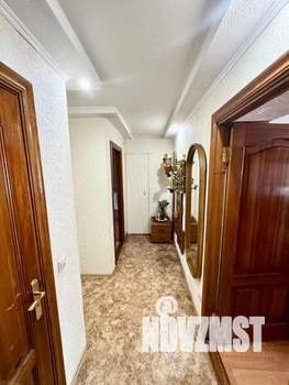 3-к квартира, вторичка, 68м2, 1/5 этаж