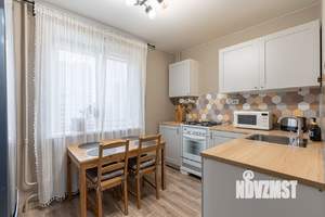 2-к квартира, вторичка, 52м2, 9/10 этаж