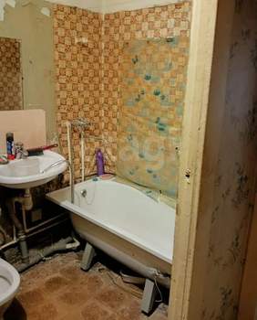 2-к квартира, вторичка, 45м2, 1/5 этаж