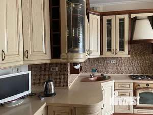 3-к квартира, вторичка, 96м2, 2/4 этаж
