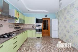 3-к квартира, вторичка, 132м2, 7/9 этаж
