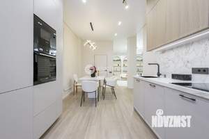 3-к квартира, вторичка, 117м2, 2/7 этаж