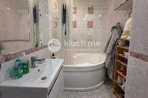 2-к квартира, вторичка, 62м2, 9/9 этаж