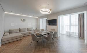 4-к квартира, вторичка, 108м2, 9/10 этаж