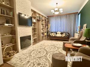 4-к квартира, вторичка, 122м2, 2/8 этаж