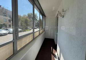 2-к квартира, вторичка, 50м2, 1/7 этаж