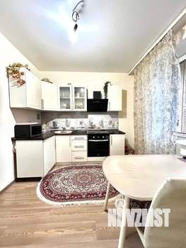 2-к квартира, вторичка, 57м2, 2/19 этаж