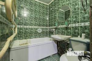 2-к квартира, вторичка, 42м2, 5/5 этаж