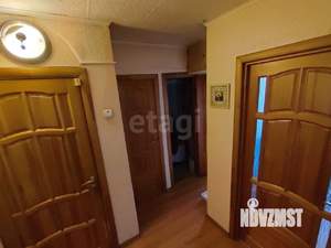 4-к квартира, вторичка, 61м2, 5/5 этаж