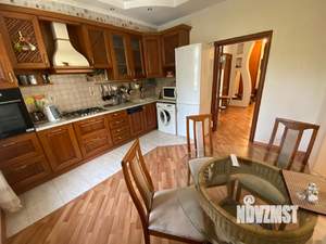 3-к квартира, вторичка, 108м2, 2/5 этаж