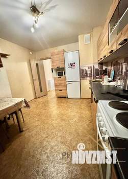 2-к квартира, вторичка, 64м2, 9/19 этаж