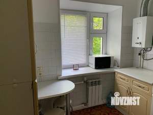 2-к квартира, вторичка, 45м2, 3/5 этаж