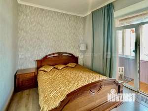 Студия квартира, вторичка, 200м2, 6/6 этаж