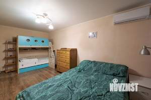 3-к квартира, вторичка, 102м2, 2/5 этаж